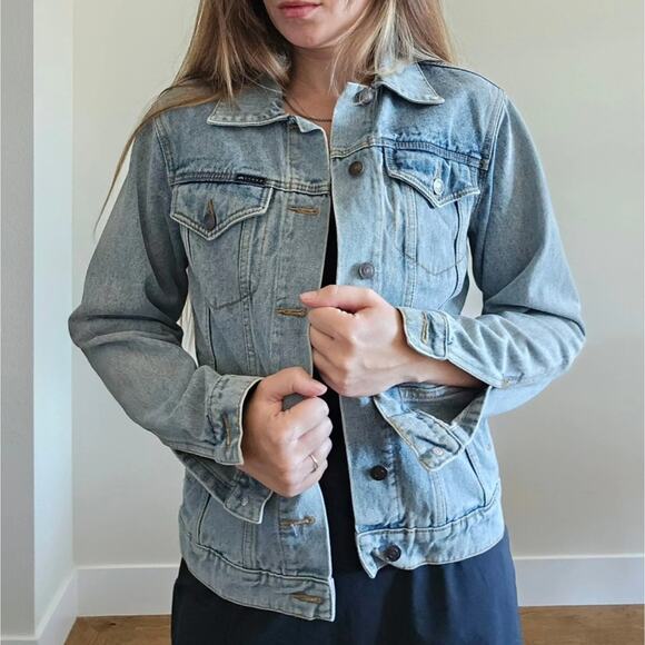 Rusty Light Wash Denim Jacket - Picture 3 of 8